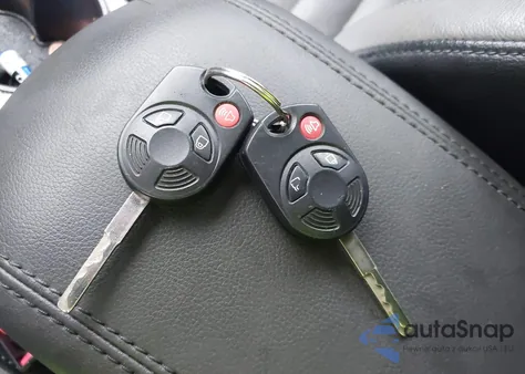 2014 Ford Escape Se z USA, uszkodzony, nr VIN 1FMCU9GX7EUB65435